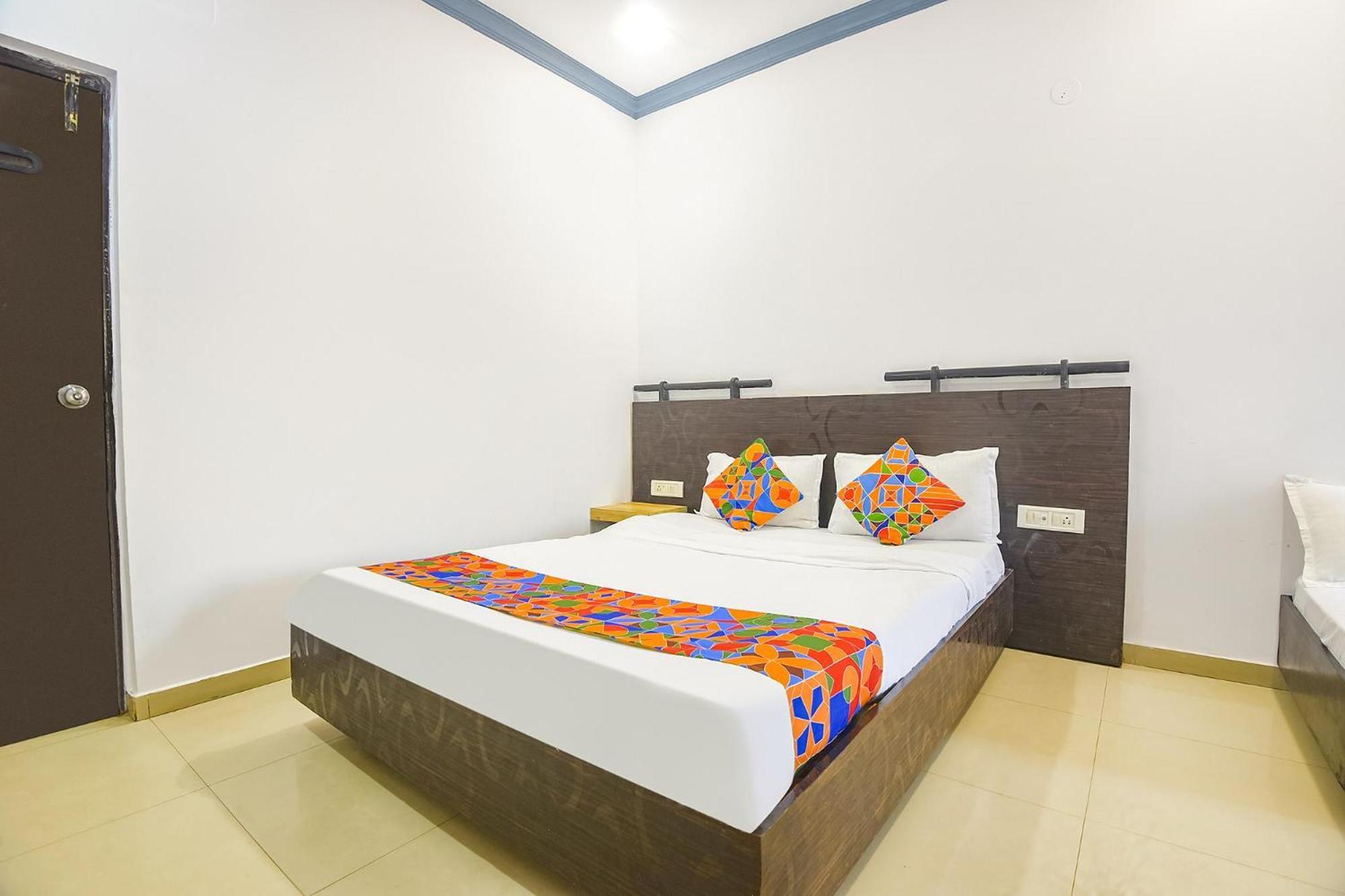 Fabexpress Neo Calangute Beach Resort Eksteriør bilde