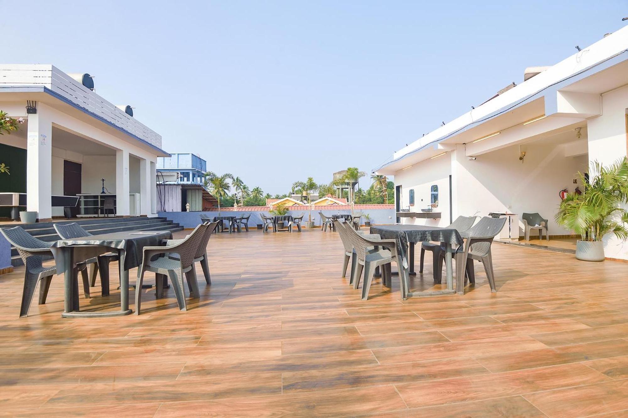 Fabexpress Neo Calangute Beach Resort Eksteriør bilde
