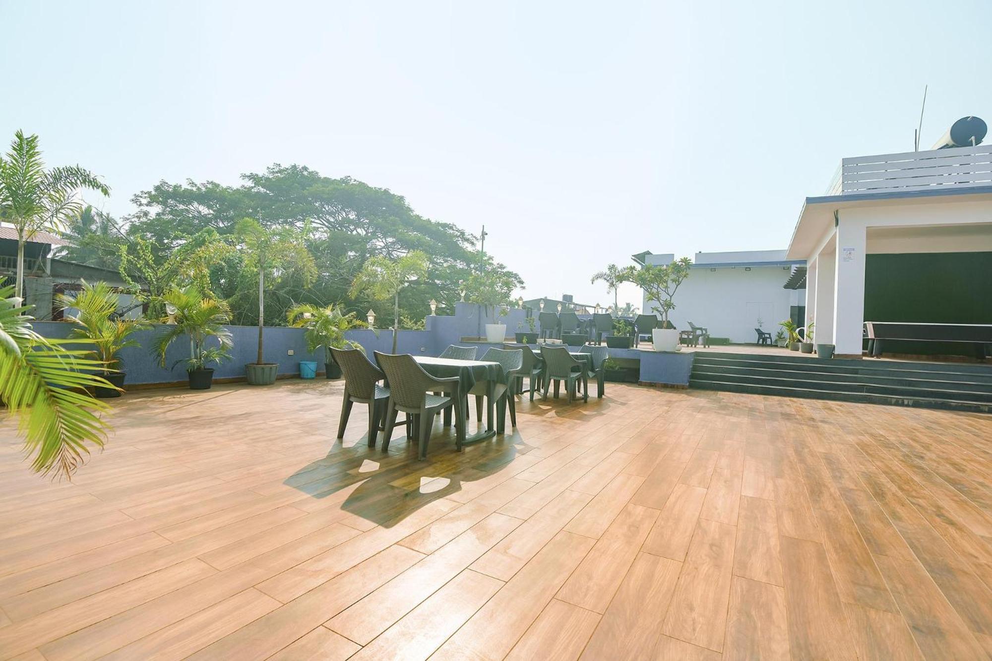 Fabexpress Neo Calangute Beach Resort Eksteriør bilde