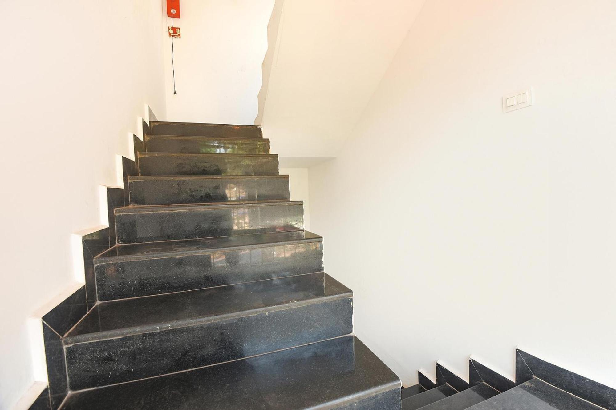 Fabexpress Neo Calangute Beach Resort Eksteriør bilde